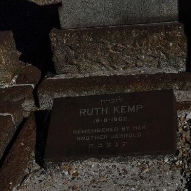 KEMP Ruth -1962