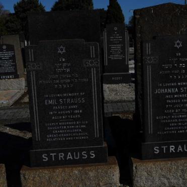 STRAUSS Emil -1968 &amp; Johanna MENDELS -1961