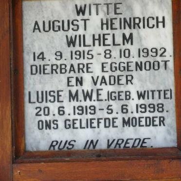 8. Gedenkmuur / Memorial Wall