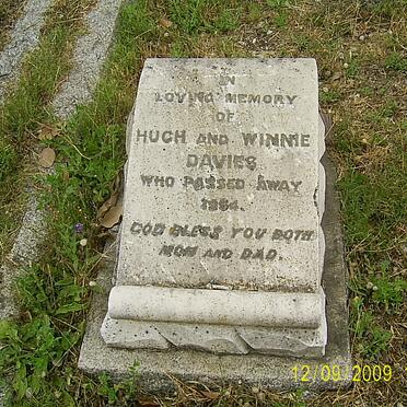 DAVIES Hugh &amp; Winnie -1954