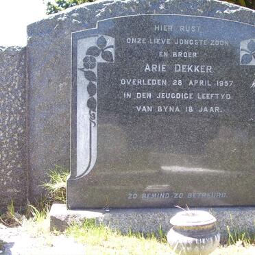 DEKKER Arie -1957
