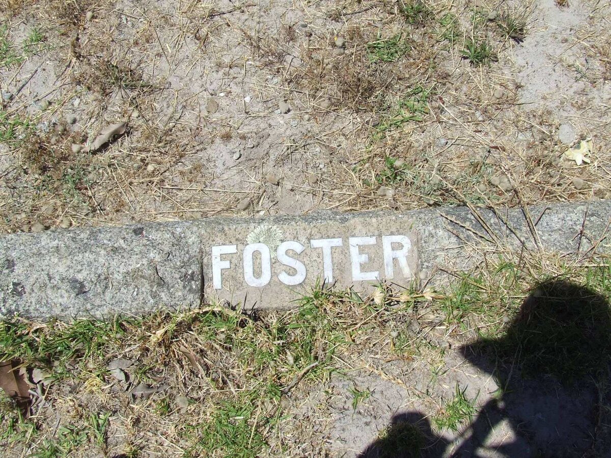 FOSTER ?