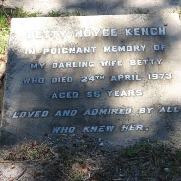 KENCH Betty Noyce -1973
