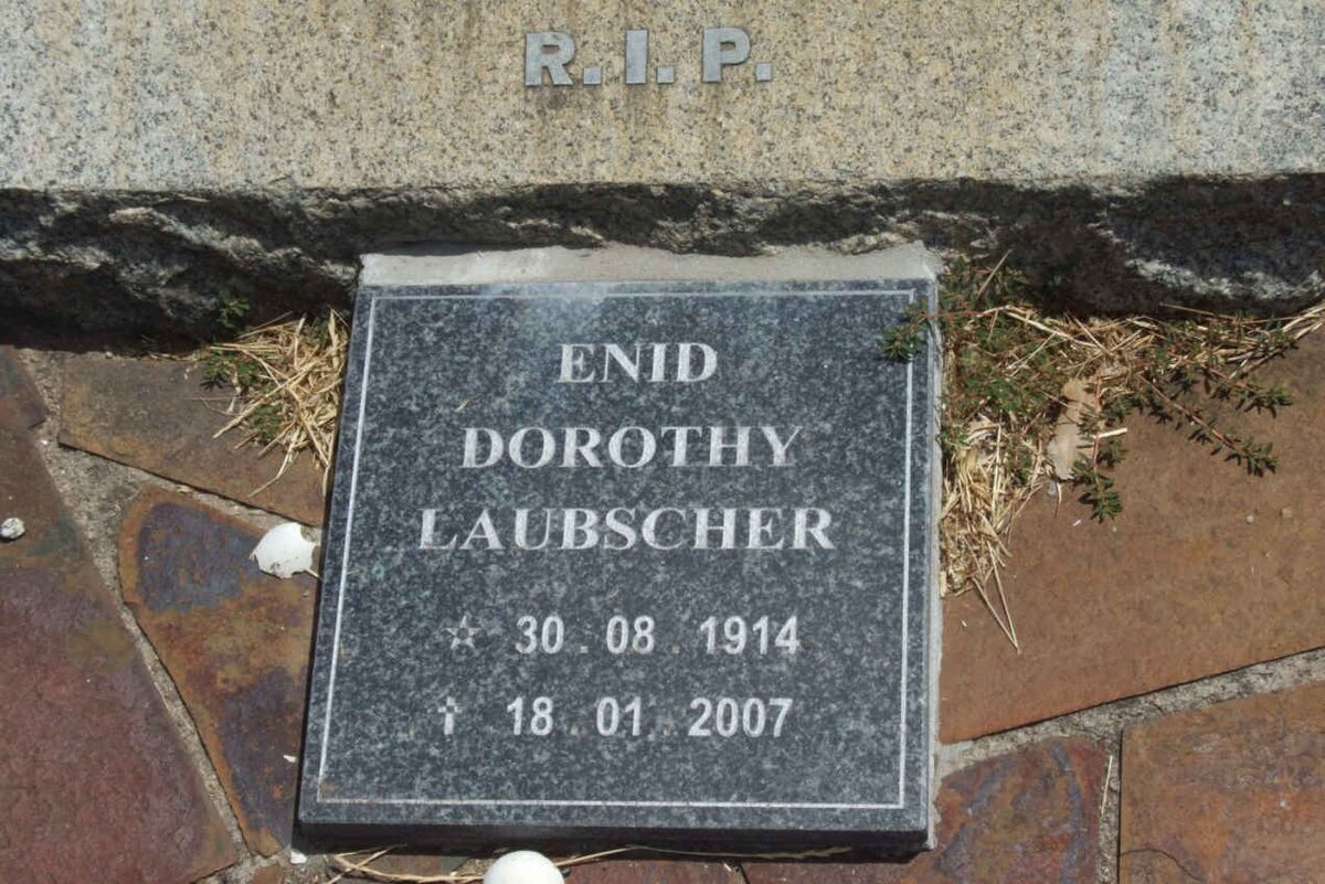 LAUBSCHER Enid Dorothy 1914-2007