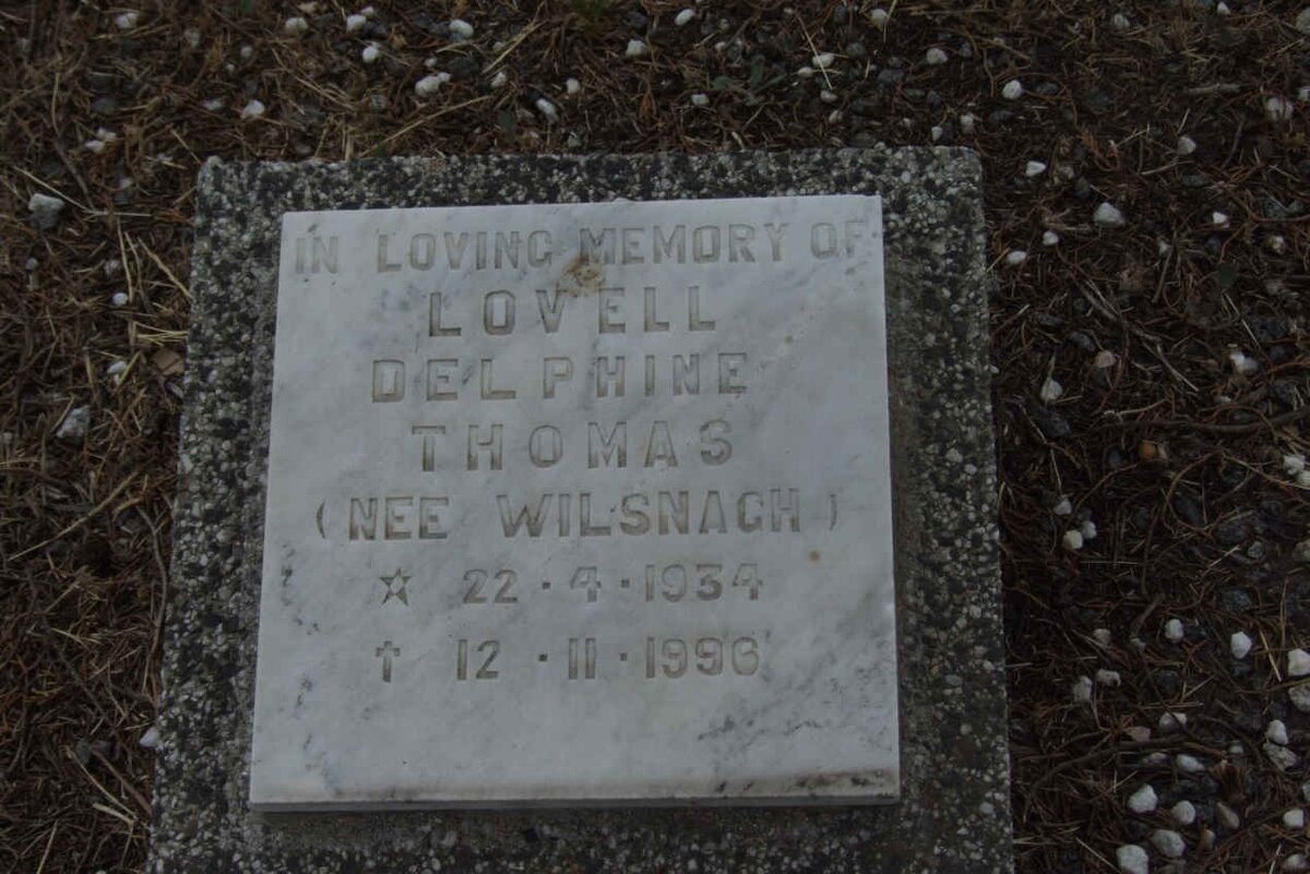 LOVELL Delphine Thomas nee WILSNACH 1934-1996