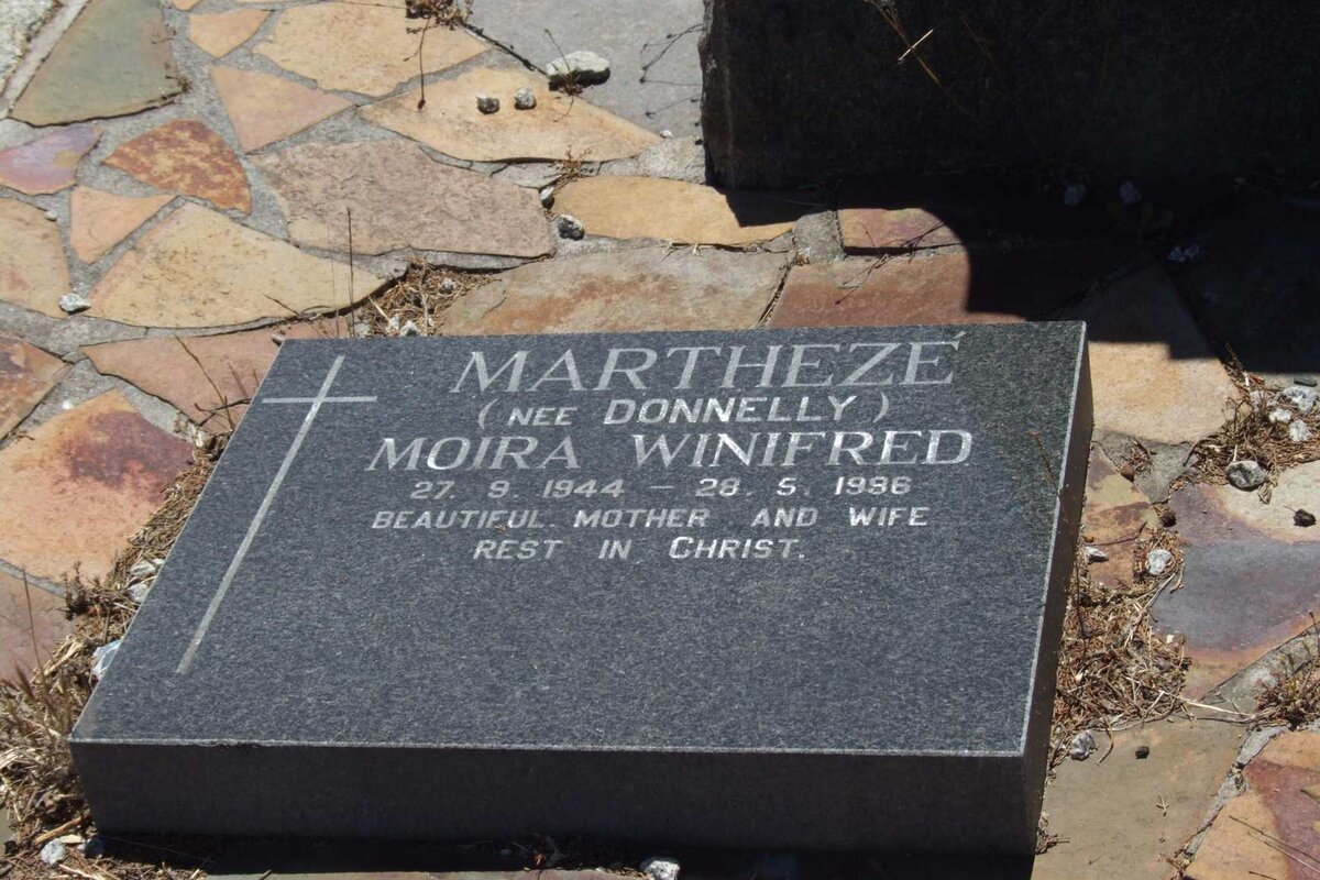 MARTHEZE Moira Winifred nee DONNELLY 1944-1986