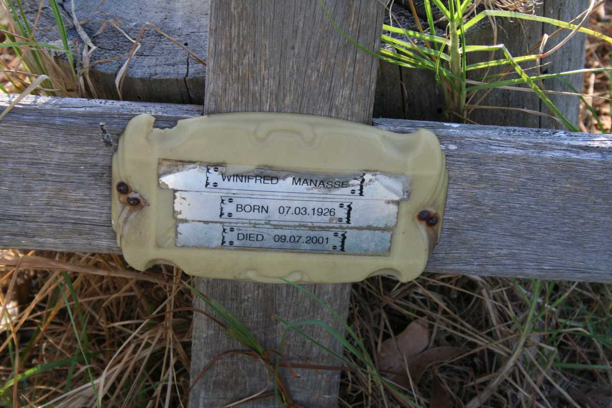 MANASSE Winifred 1926-2001