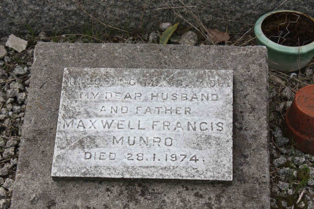 MUNRO Maxwell Francis -1974