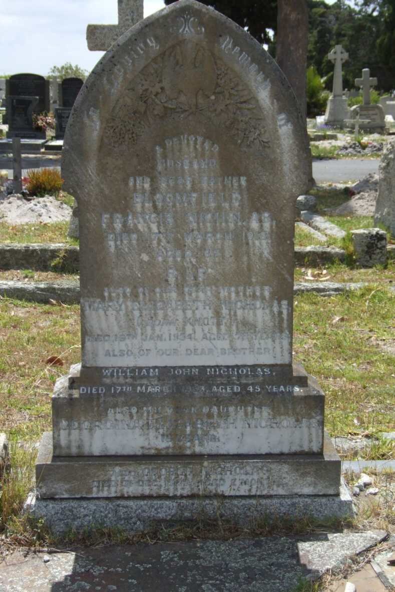 NICHOLAS Bloomfield Francis -1948 :: NICHOLAS Mary Elizabeth nee KNOTT -1934 :: NICHOLAS William John -1933