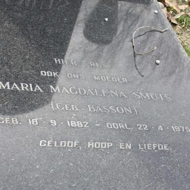 SMUTS Maria Magdalena nee BASSON 1882-1975 :: SMUTS Michiel 1916-1971