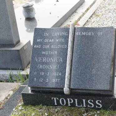TOPLISS Veronica 1924-1977