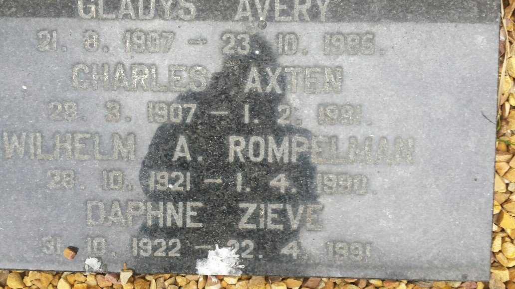 AXTEN :: ROMPELMAN :: ZIEVE