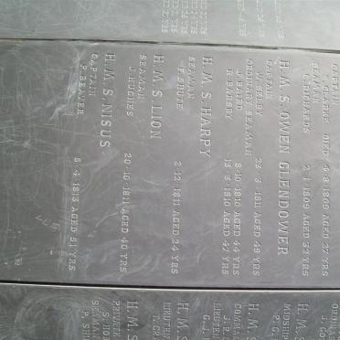 Monument for men buried at sea_04