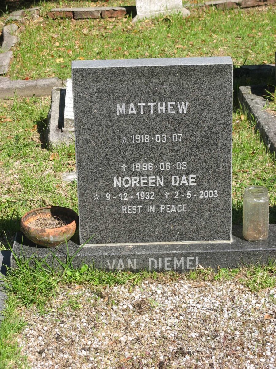 DIEMEL Matthew, van 1918-1996 &amp; Noreen Dae 1932-2003