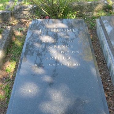 EDGECOME Arthur 1875-1939 &amp; Florence 1892-1975