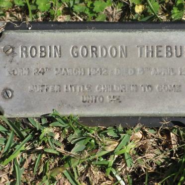THEBUS Robin Gordon -1942