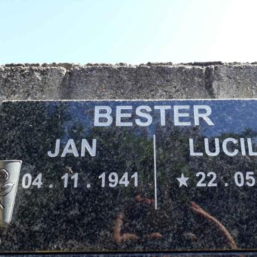 BESTER Jan 1941 &amp; Lucille 19??