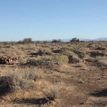Western Cape, CERES district, Tankwa Karoo National Park, Uintjies Bosch 7, farm cemetery_2
