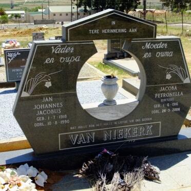 NIEKERK Jan Johannes Jacobus, van 1918-1990 &amp; Jacoba Petronella COETZEE 1916-2006