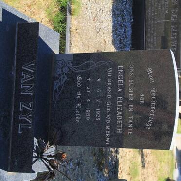 ZYL Engela Elizabeth, van formerly BRAND nee V.D. MERWE 1925-1989