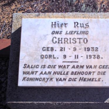 Western Cape, CLANWILLIAM district, Cederberg, Dwarsrivier, Cederberg Cellars, farm cemetery