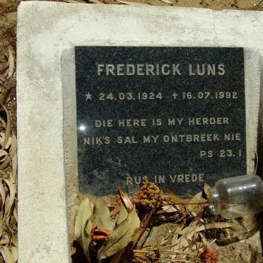 LUNS Frederick 1924-1992