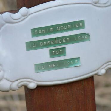 DOURIES Sanie 1944-1998