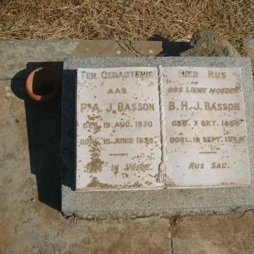 BASSON P.A.J. 1870-1938 &amp; B.H.J. 18?4-194?