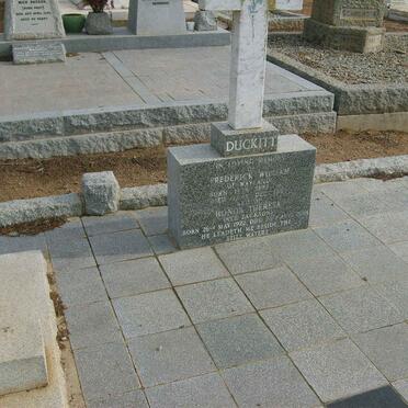 DUCKITT Frederick William &amp; Honor Theresa JACKSON 1922-2001