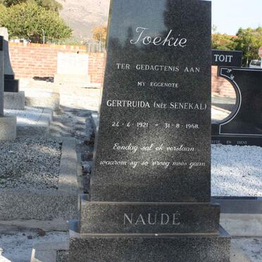 NAUDE Gertruida nee SENEKAL 1921-1968