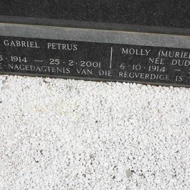 VILJOEN Gabriel Petrus 1914-2001 &amp; Muriel Beatrice DUDGEON 1914-1975
