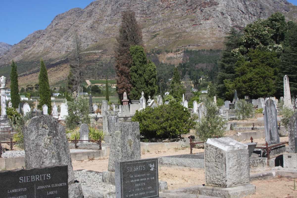 5. Overview of Franschhoek Cemetery