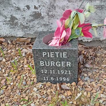 BURGER Pietie 1921-1996