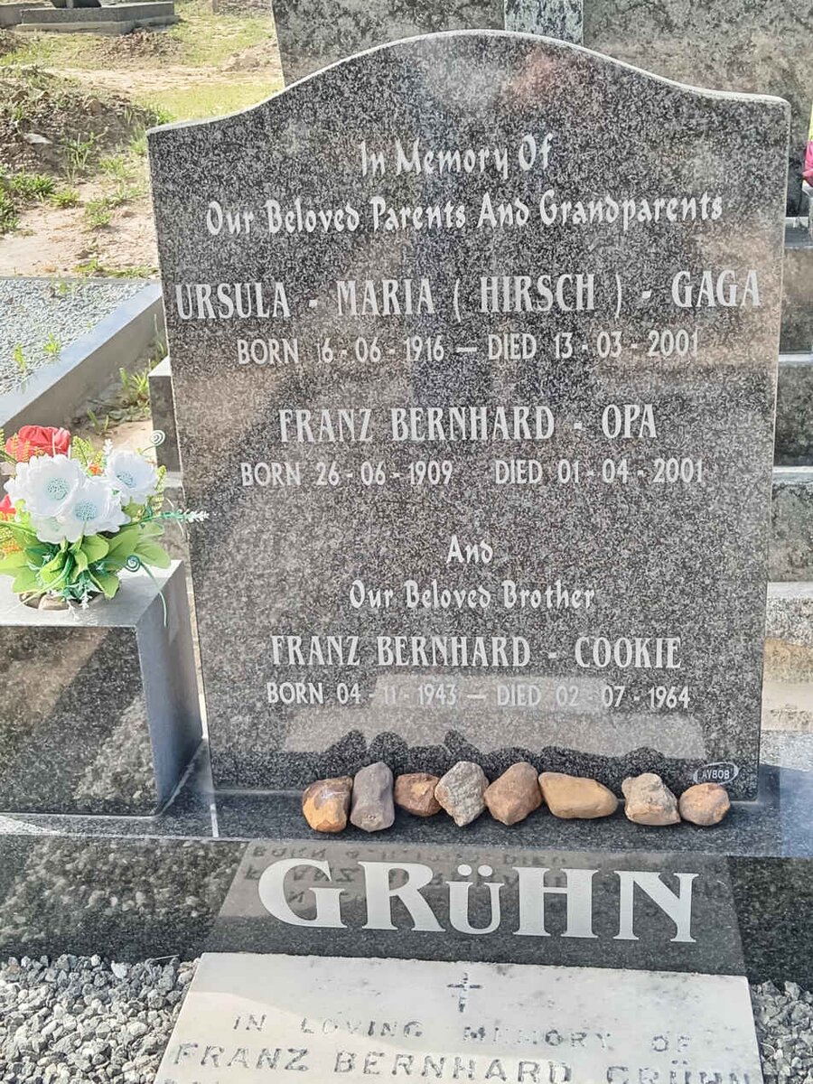 GRUHN Franz Bernhard 1909-2001 &amp; Ursula Maria HIRSCH 1916-2001 :: GRUHN Franz Bernhard 1943-1964 1.