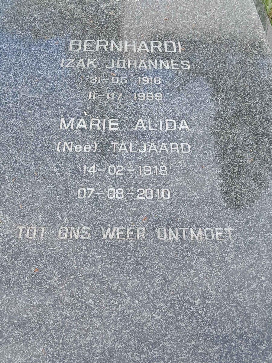 BERNHARDI Izak Johannes 1918-1999 &amp; Marie Alida TALJAARD 1918-2010