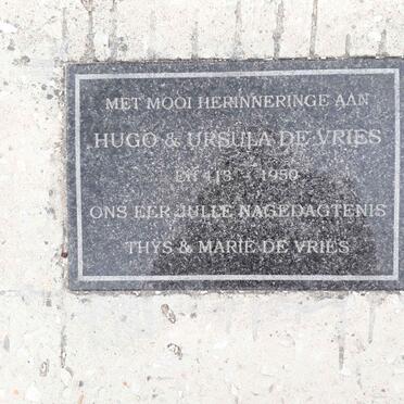 VRIES Hugo, de &amp; Ursula