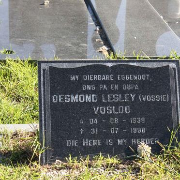 VOSLOO Desmond Lesley 1938-1998