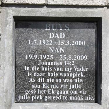 BUYS Dad 1922-2000 &amp; Nan 1925-2009