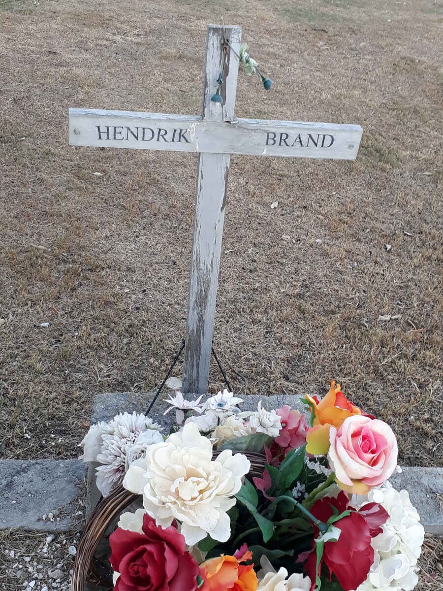 BRAND Hendrik
