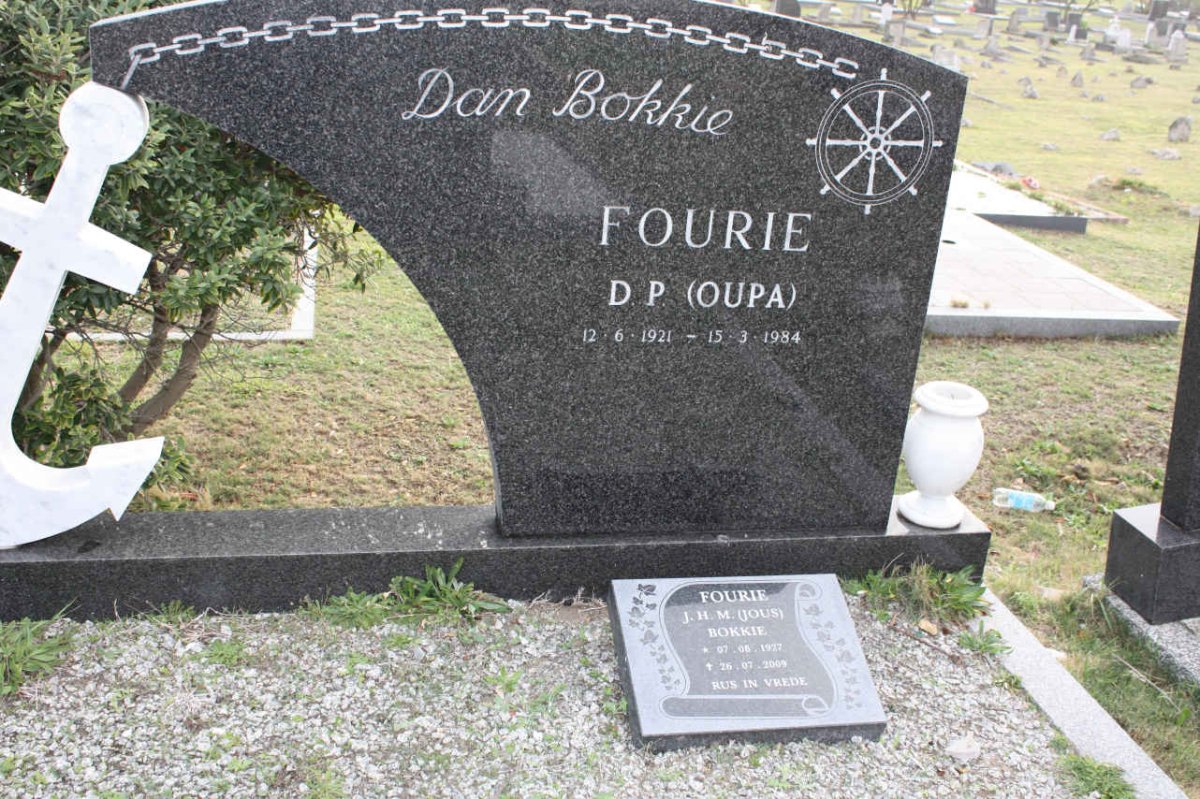 FOURIE D.P. 1921-1984 :: FOURIE J.H.M. 1927-2007