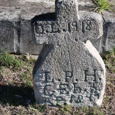 ??    L.P.H. 1847-1918