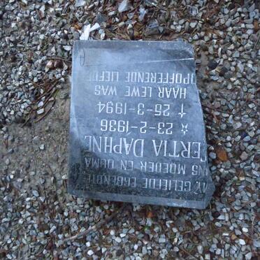 ? Tertia Daphne 1936-1994