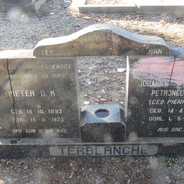 TERBLANCHE Pieter D.K. 1893-1973 &amp; Petronella PIENAAR 1897-1985