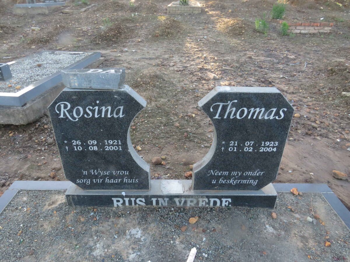DA? Thomas 1923-2004 &amp; Rosina 1921-2001
