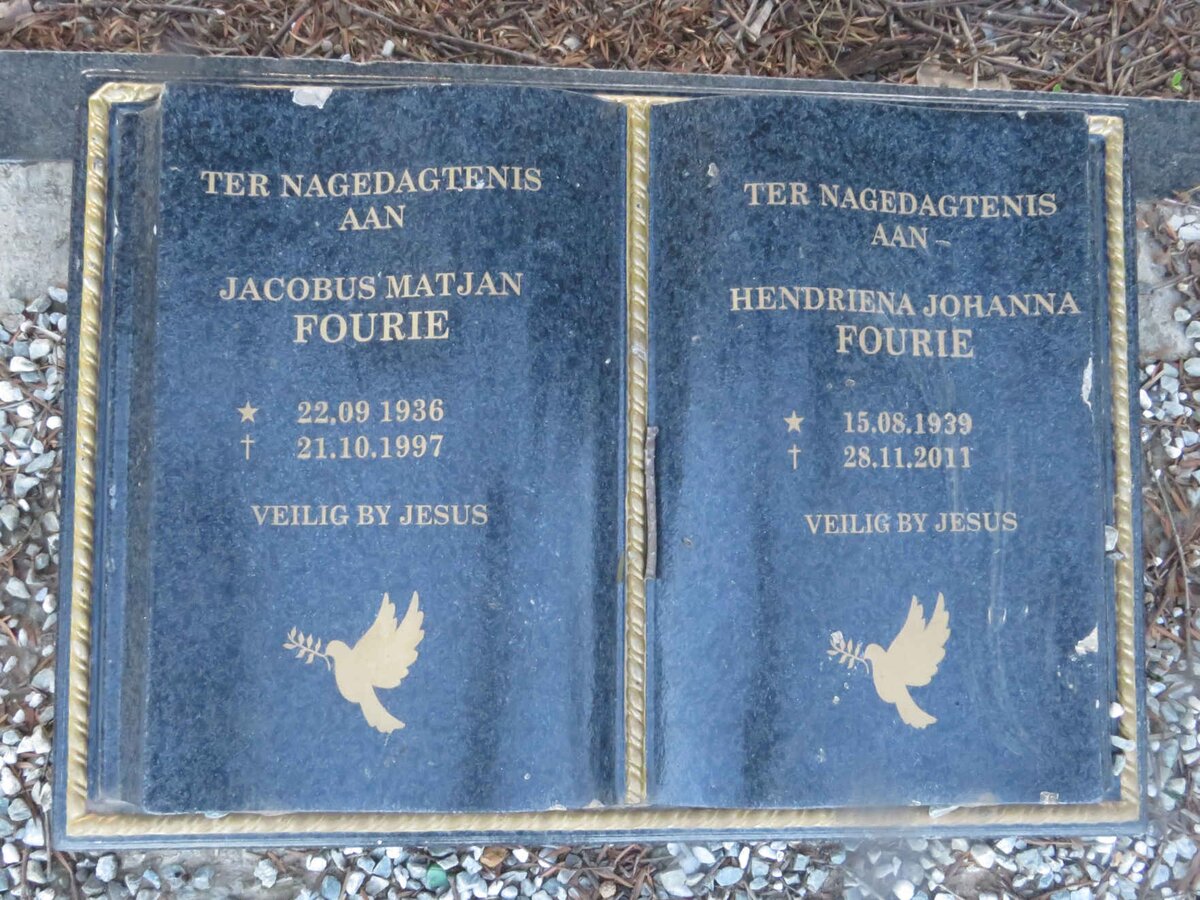 FOURIE Jacobus Matjan 1936-1997 &amp; Hendriena Johanna 1939-2011