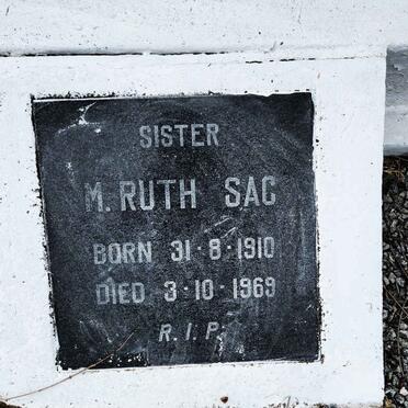 R - Vanne :: Surnames - R