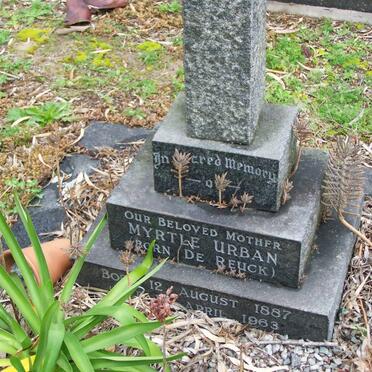 URBAN Myrtle born DE REUCK 1887-1963