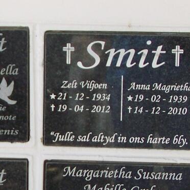 SMIT Zelt Viljoen 1934-2012 &amp; Anna Magrietha 1939-2010