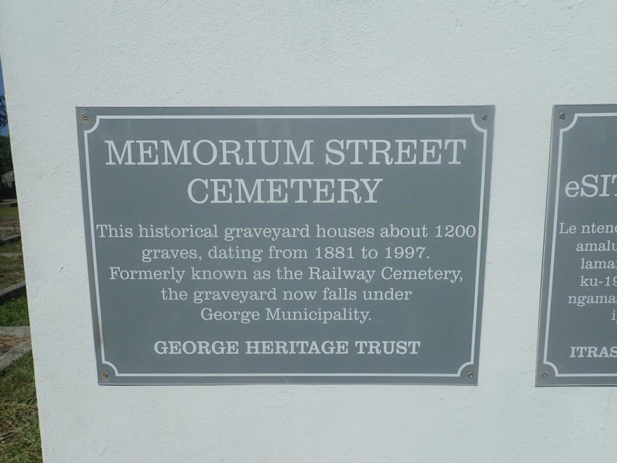 1. Overview / Oorsig Memorium Street Cemetery / Railway Cemetery