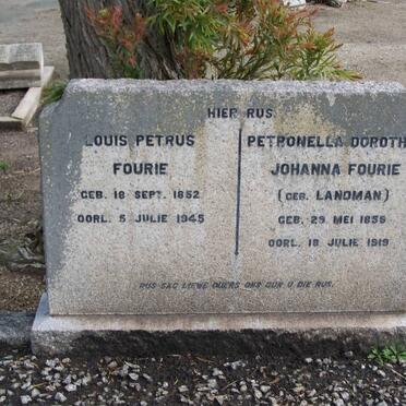 FOURIE Louis Petrus 1852-1945 &amp; Petronella Dorothea Johanna LANDMAN 1858-1919